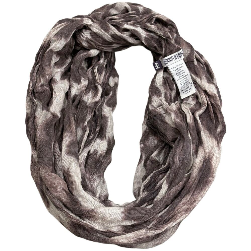 Jennifer Lopez wrap around scarf in leopard print grey